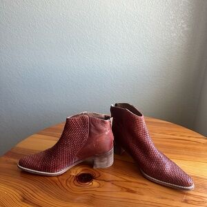 Women's Brown Ankle Boots